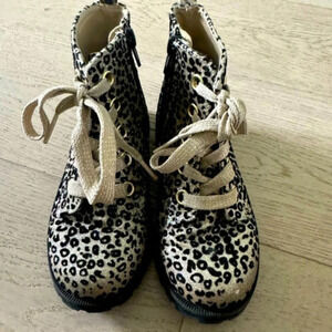 Harper Canyon cheetah print (velvet texture) girls boots size 11